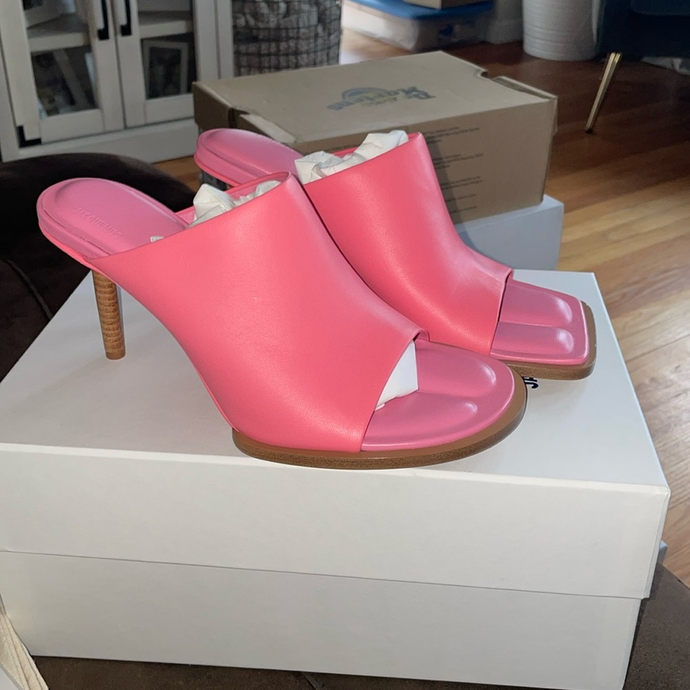 Jacquemus mules size 38 3.5 inch heel authentic